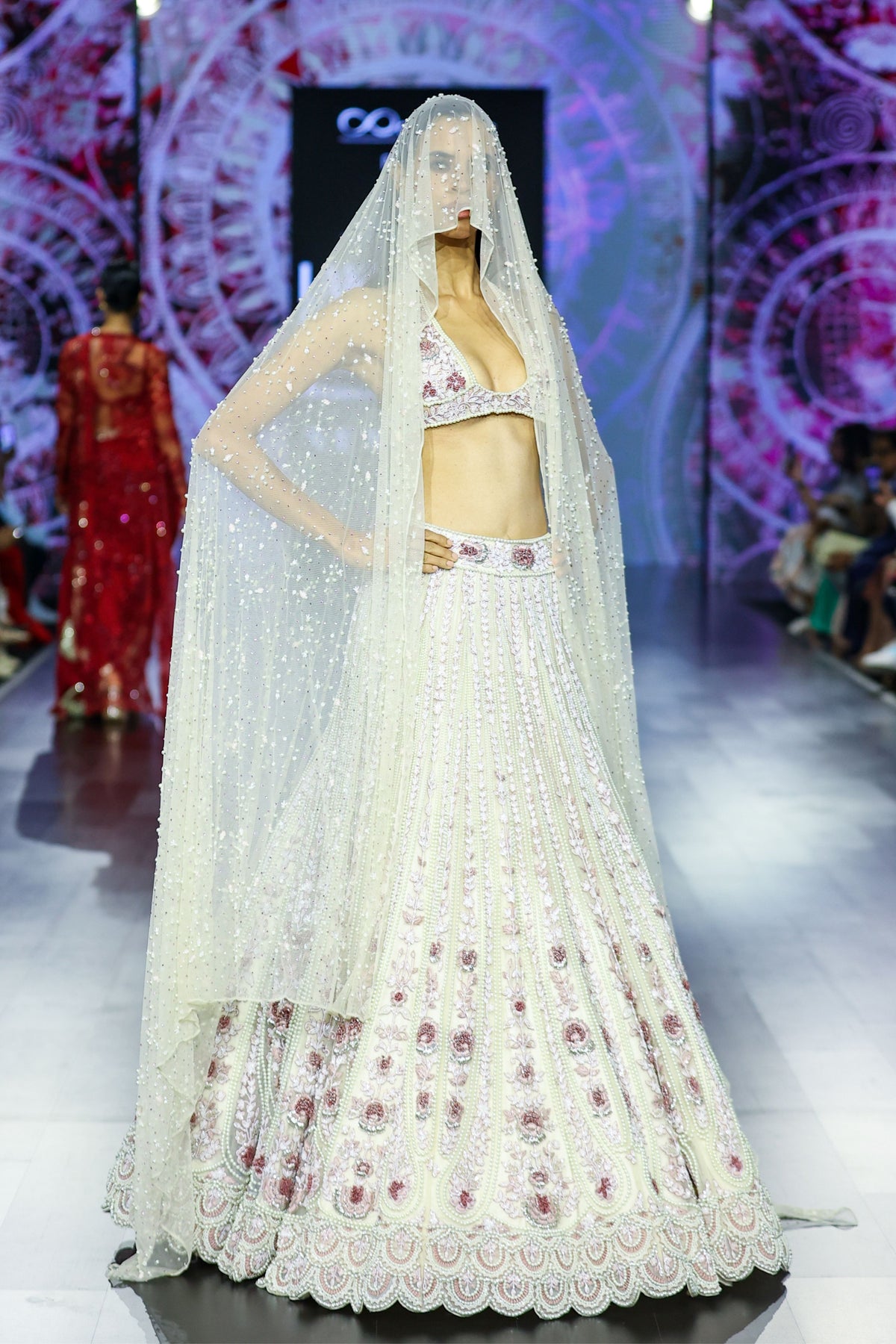 Guldasta Moti Lehenga Set