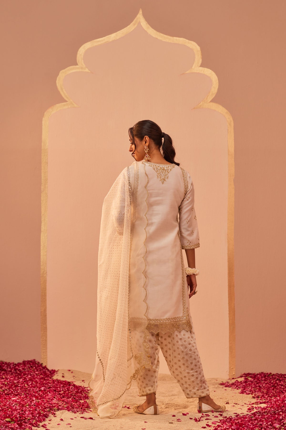 Aymra Ivory Kurta Set