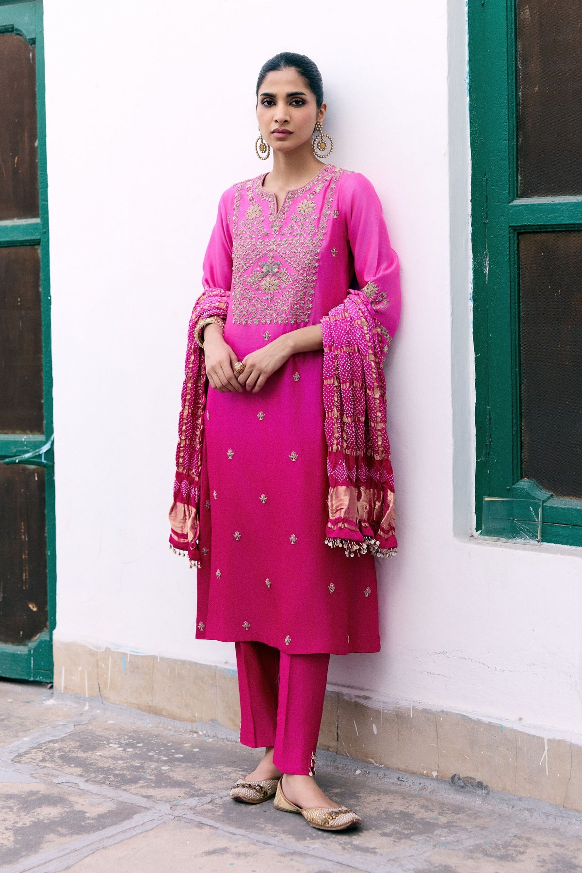 Gulbahar Lotus Kurta Set