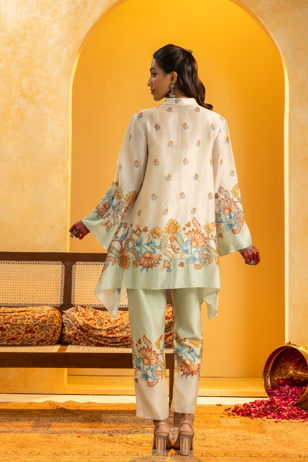 Off White Embroidered Kurta Set