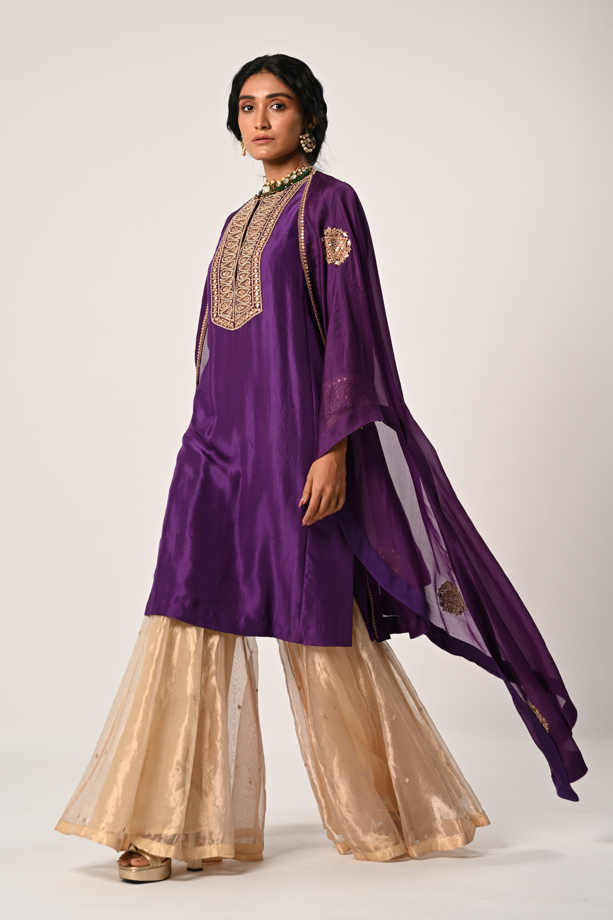 Sharara With Cape Set