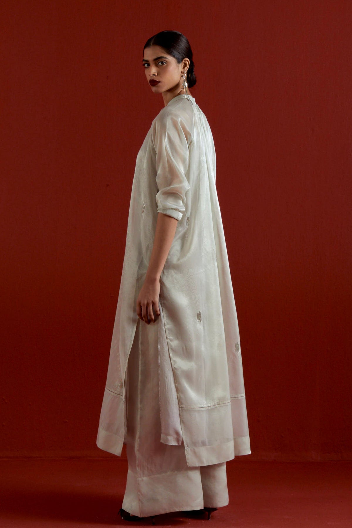 Emb. Gather Neck Shirt Set