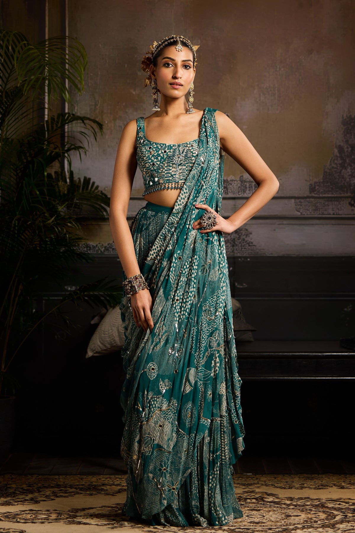 Teal Printed Highlighted Saree Set
