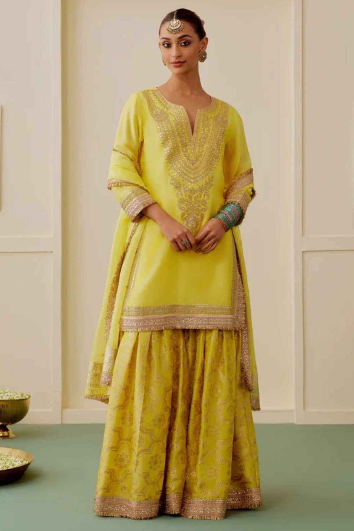 Shaazneen Sharara Set