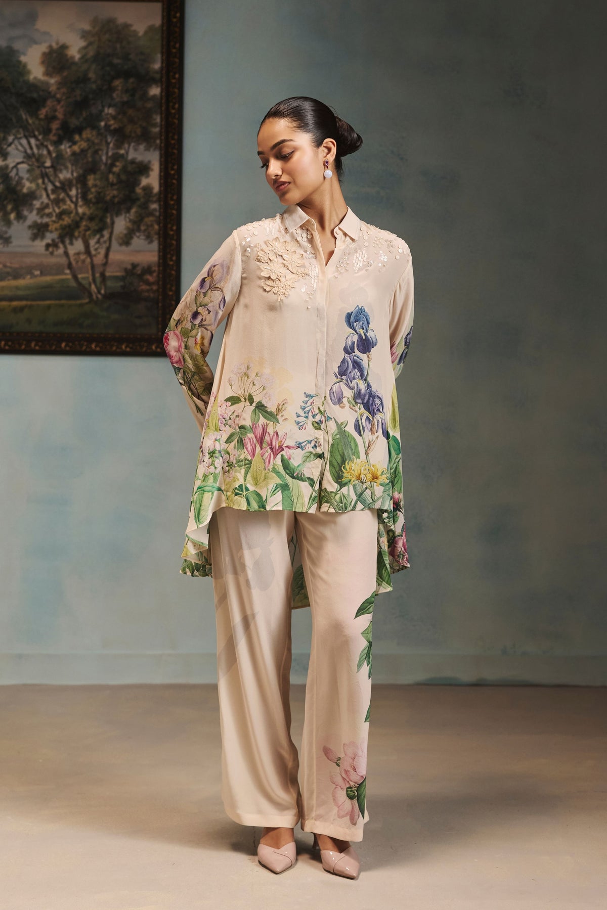 Vienna Aven Lora Tunic