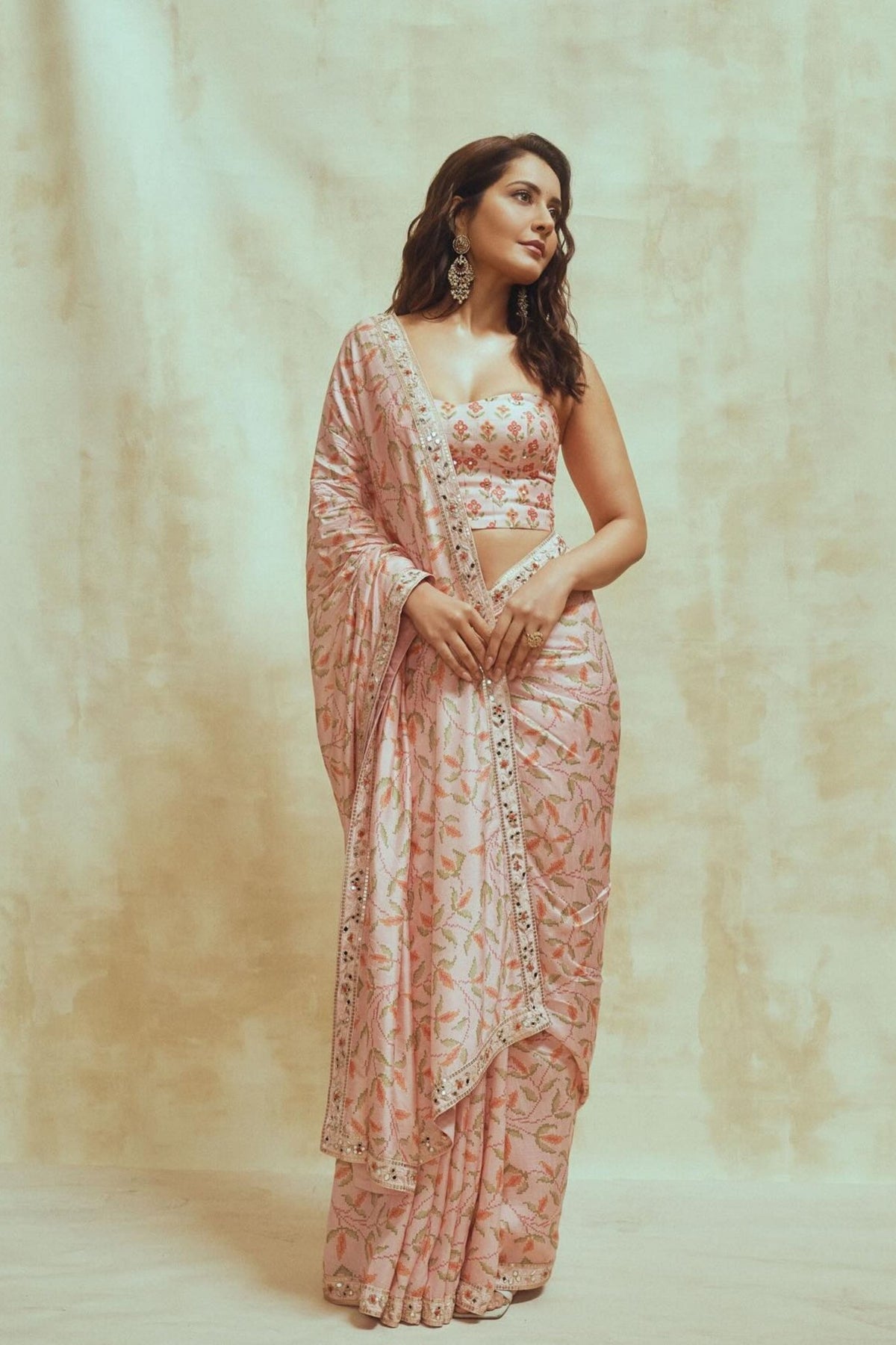 Raashii Khanna in Drishti & Zahabia