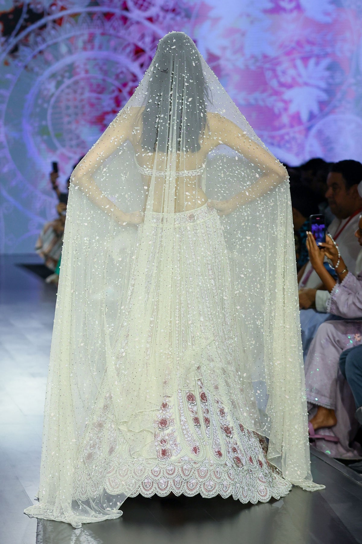 Guldasta Moti Lehenga Set