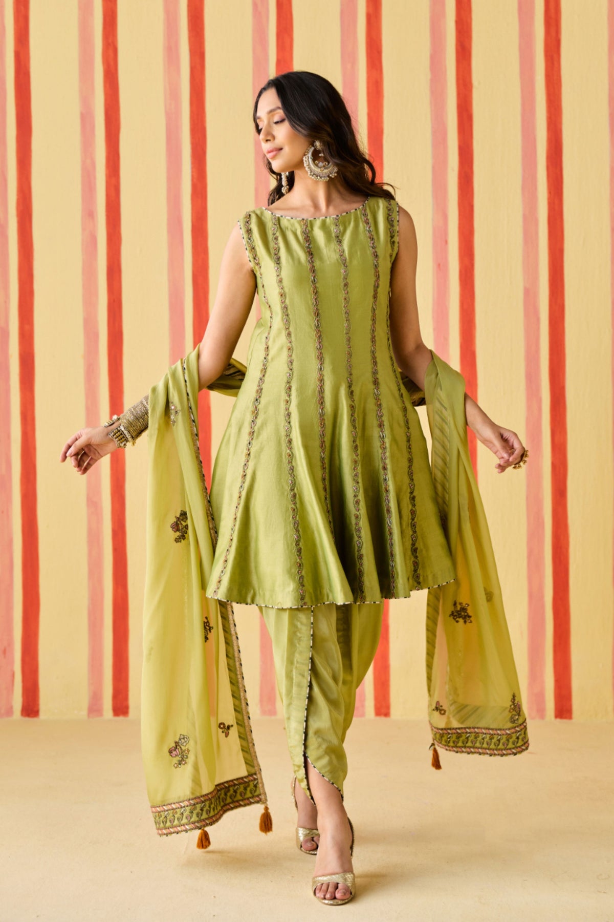 Dhyuti Green Kurta Set