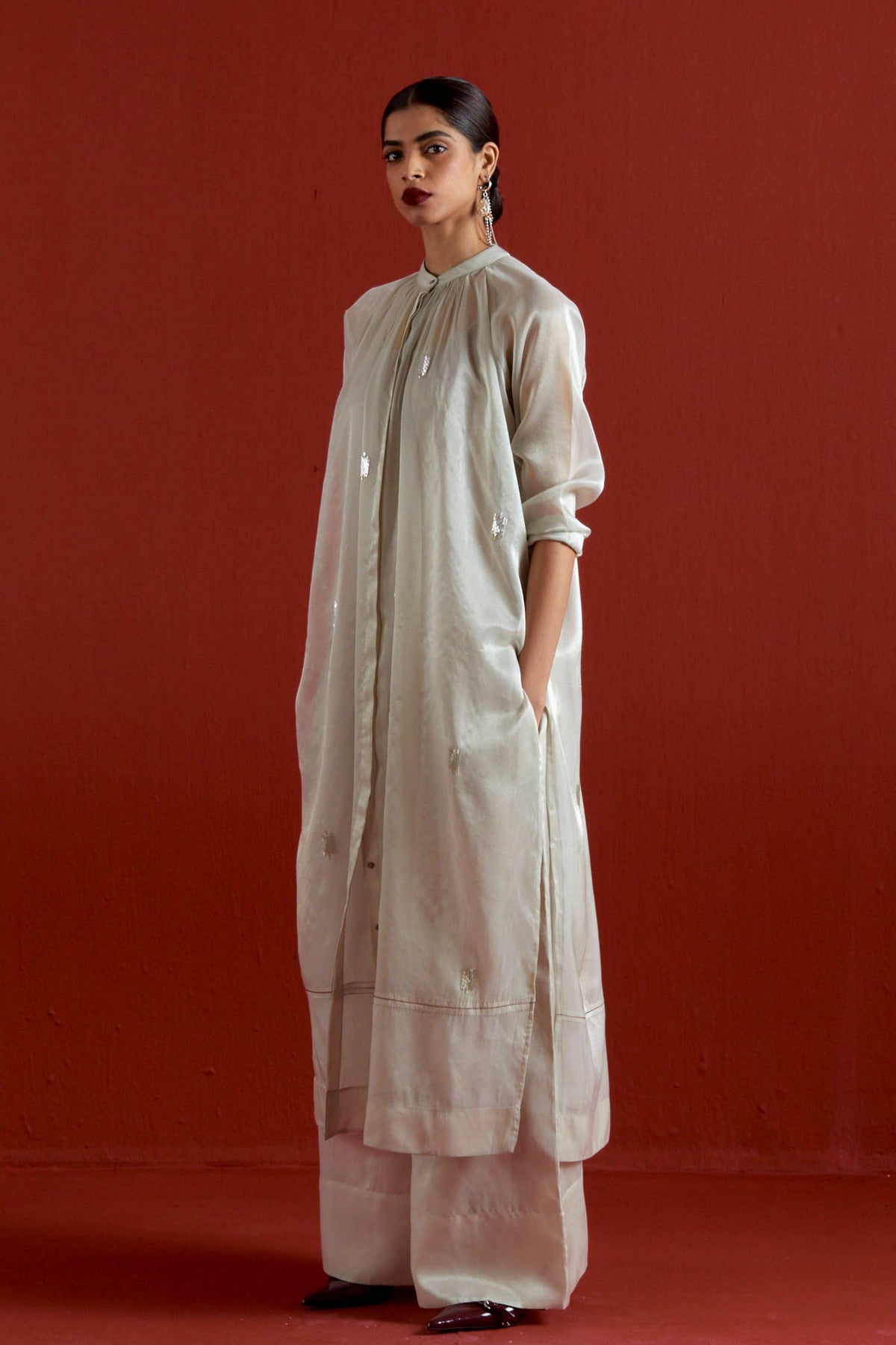 Emb. Gather Neck Shirt Set