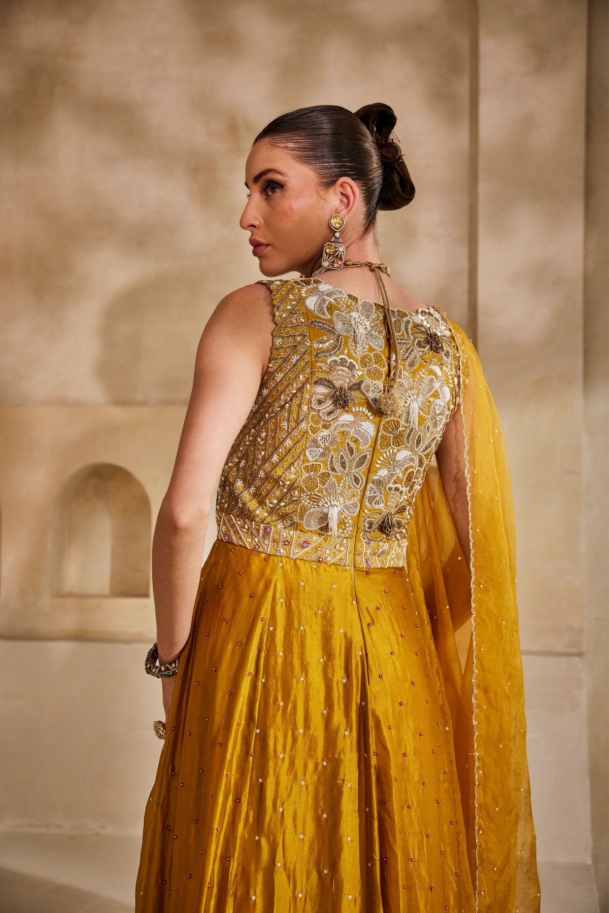 Sunehri Anarkali Set