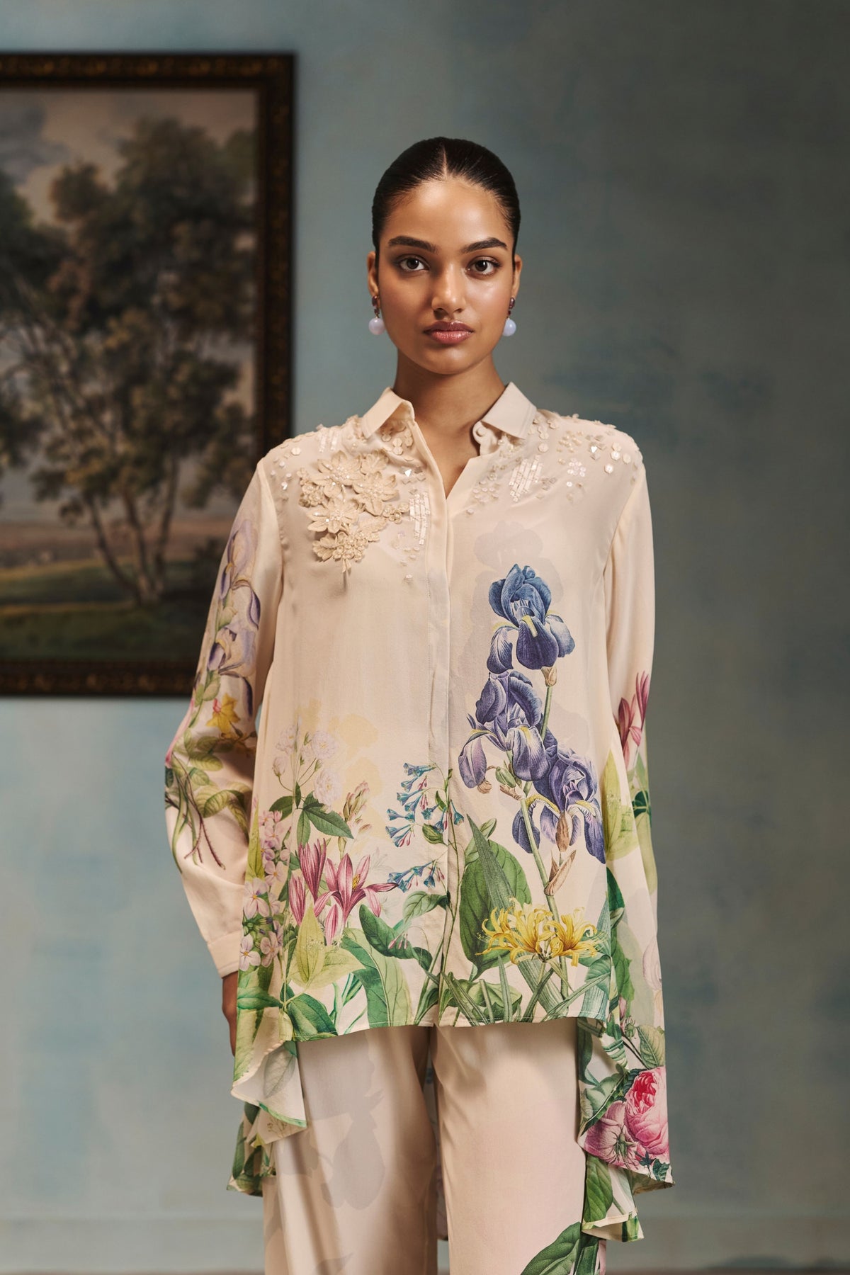 Vienna Aven Lora Tunic