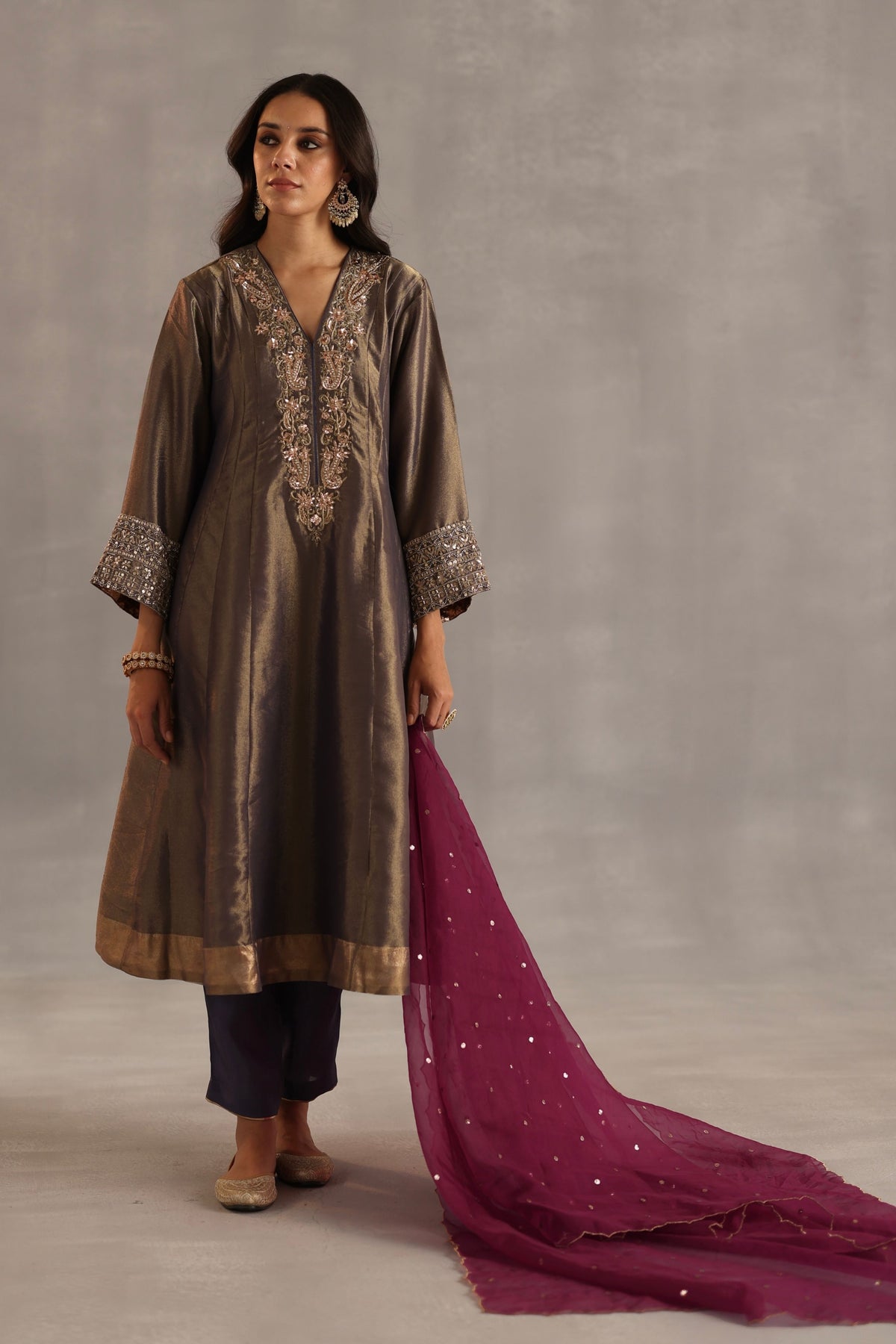 Ahiri Grey Kurta Set