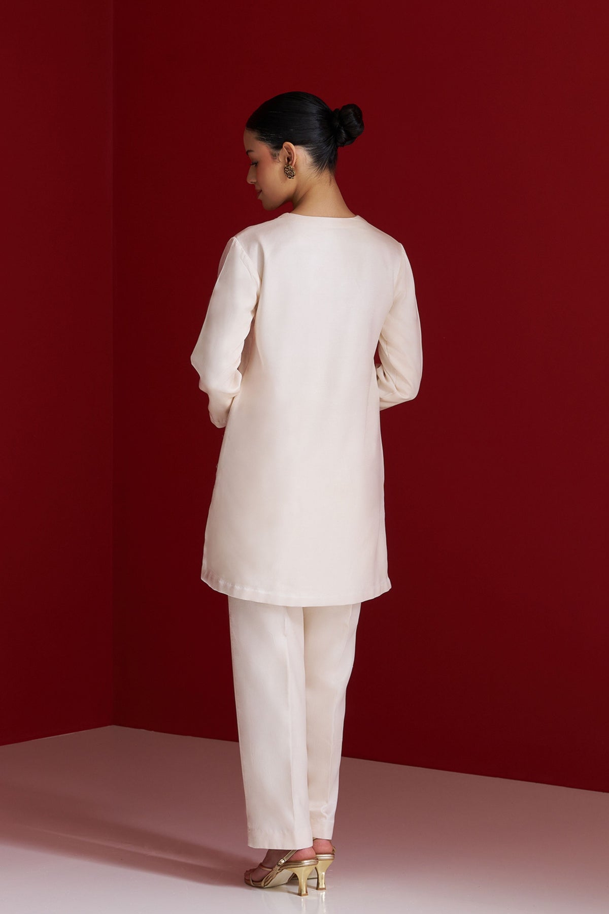 Chandrika Ivory Kurta Set
