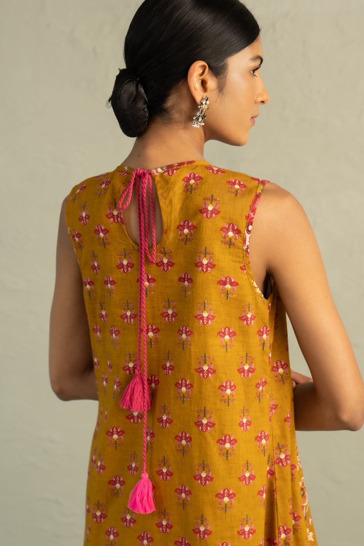 Mustard Sleeveless Kurta Set