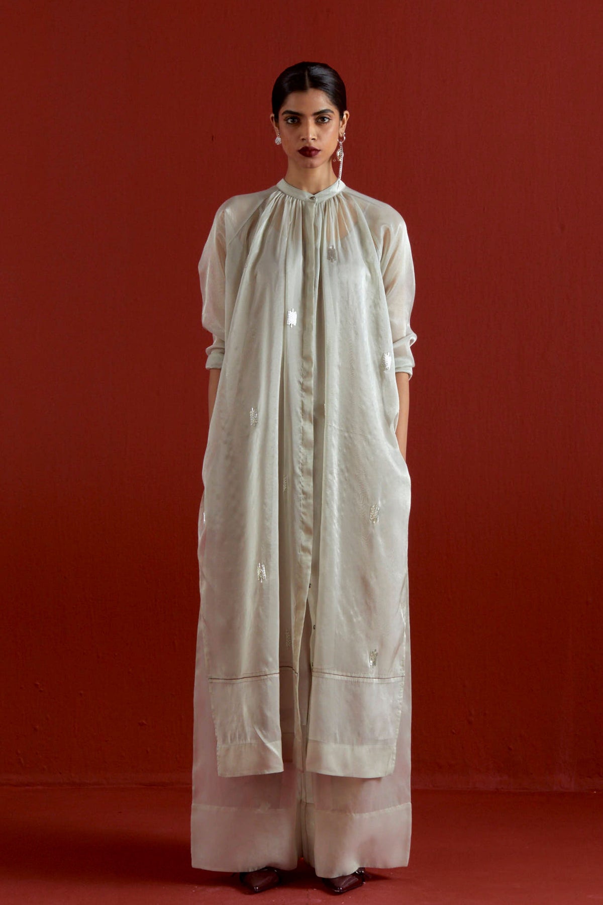 Emb. Gather Neck Shirt Set