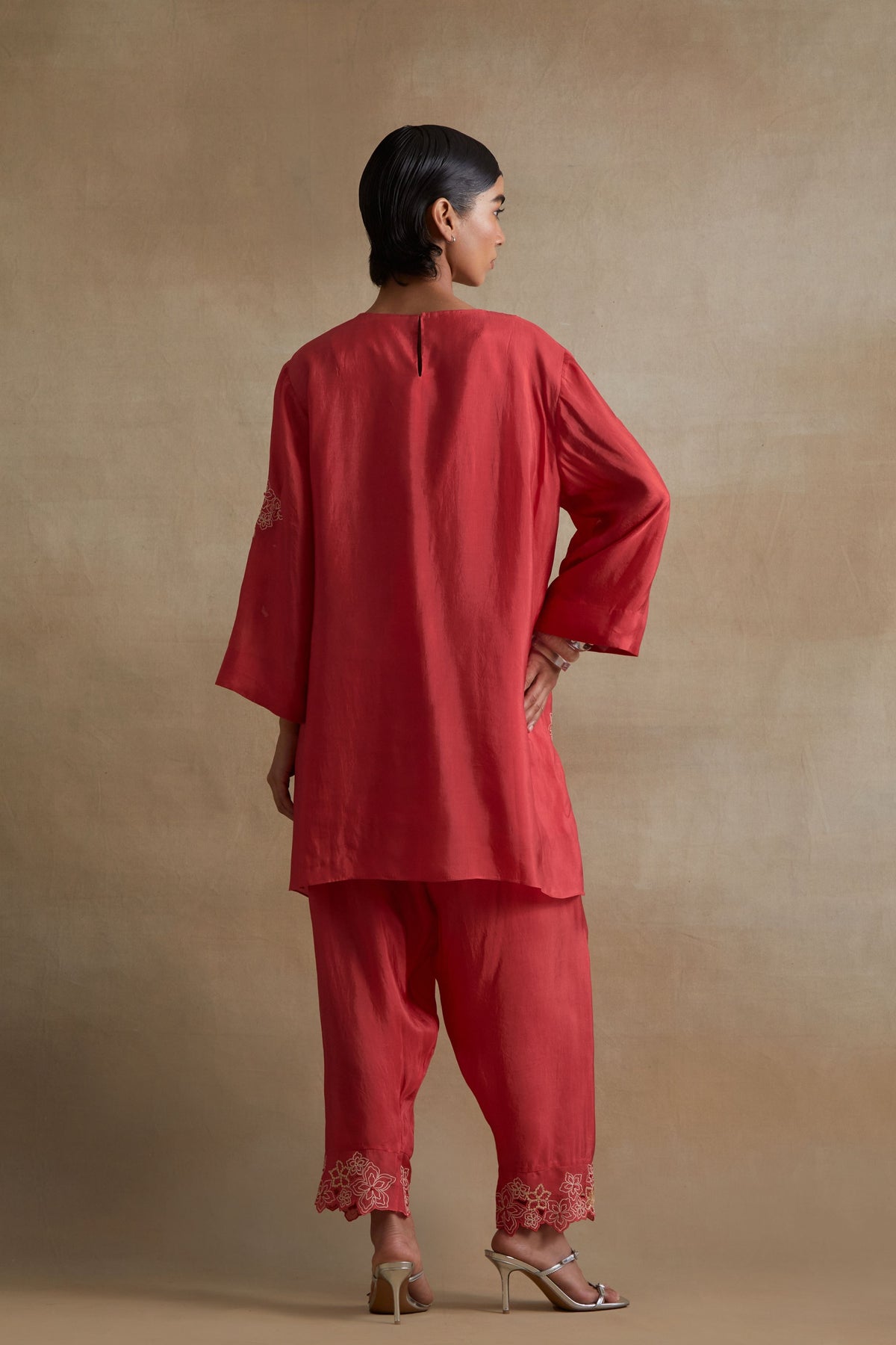 Tomato Floral Cutwork Embellished Set