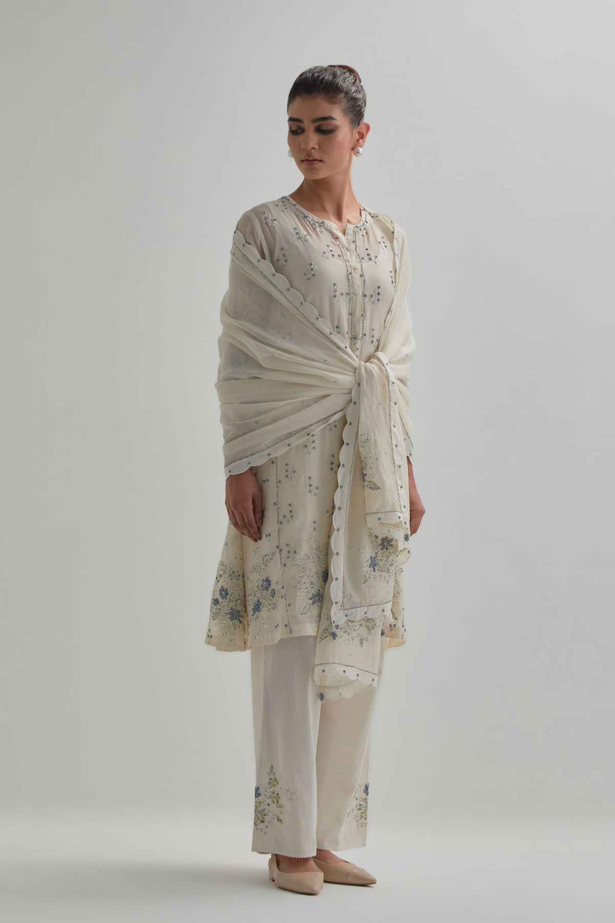 Blue Floral Short Kurta And Pants
