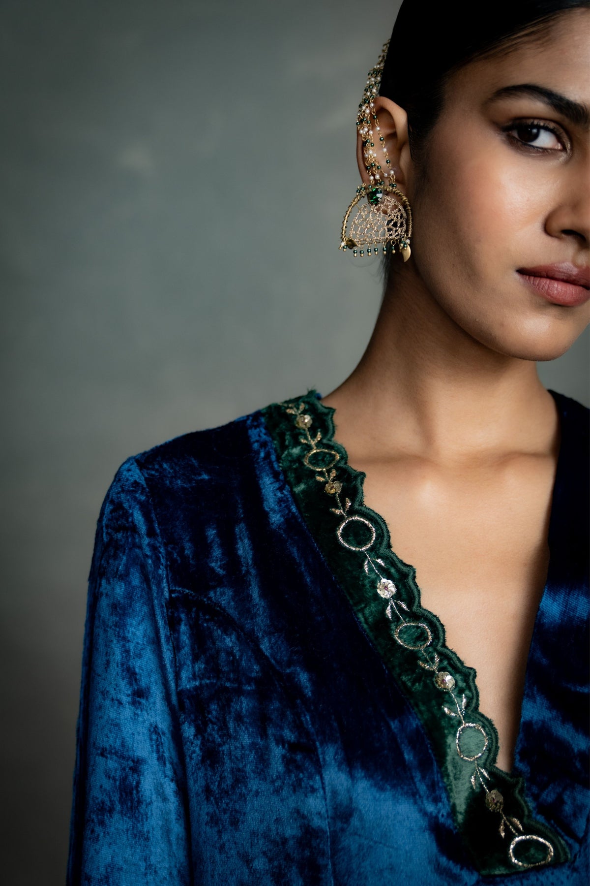 Maaya Blue V neck kurta Set