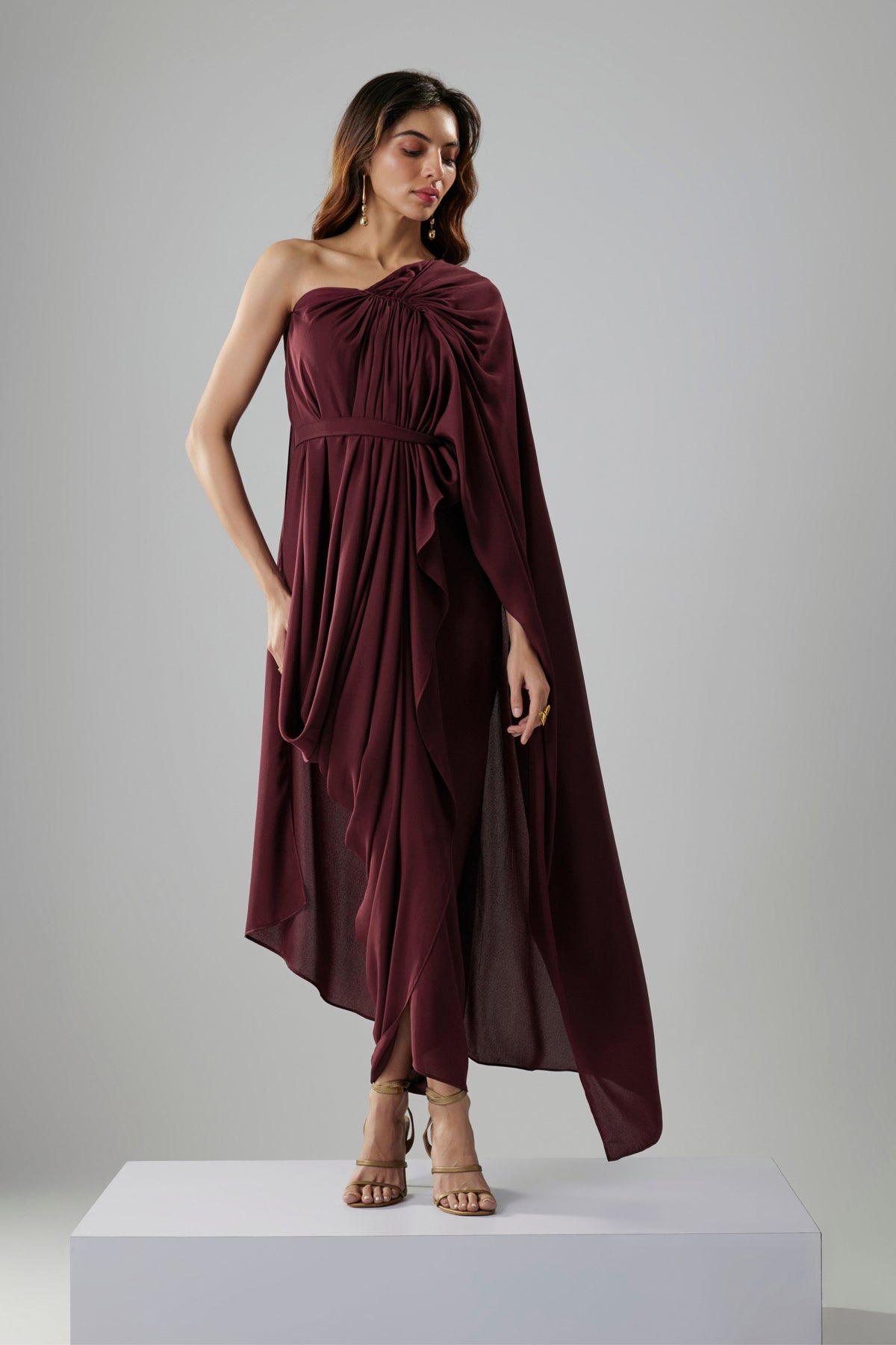 Emira Gown Set