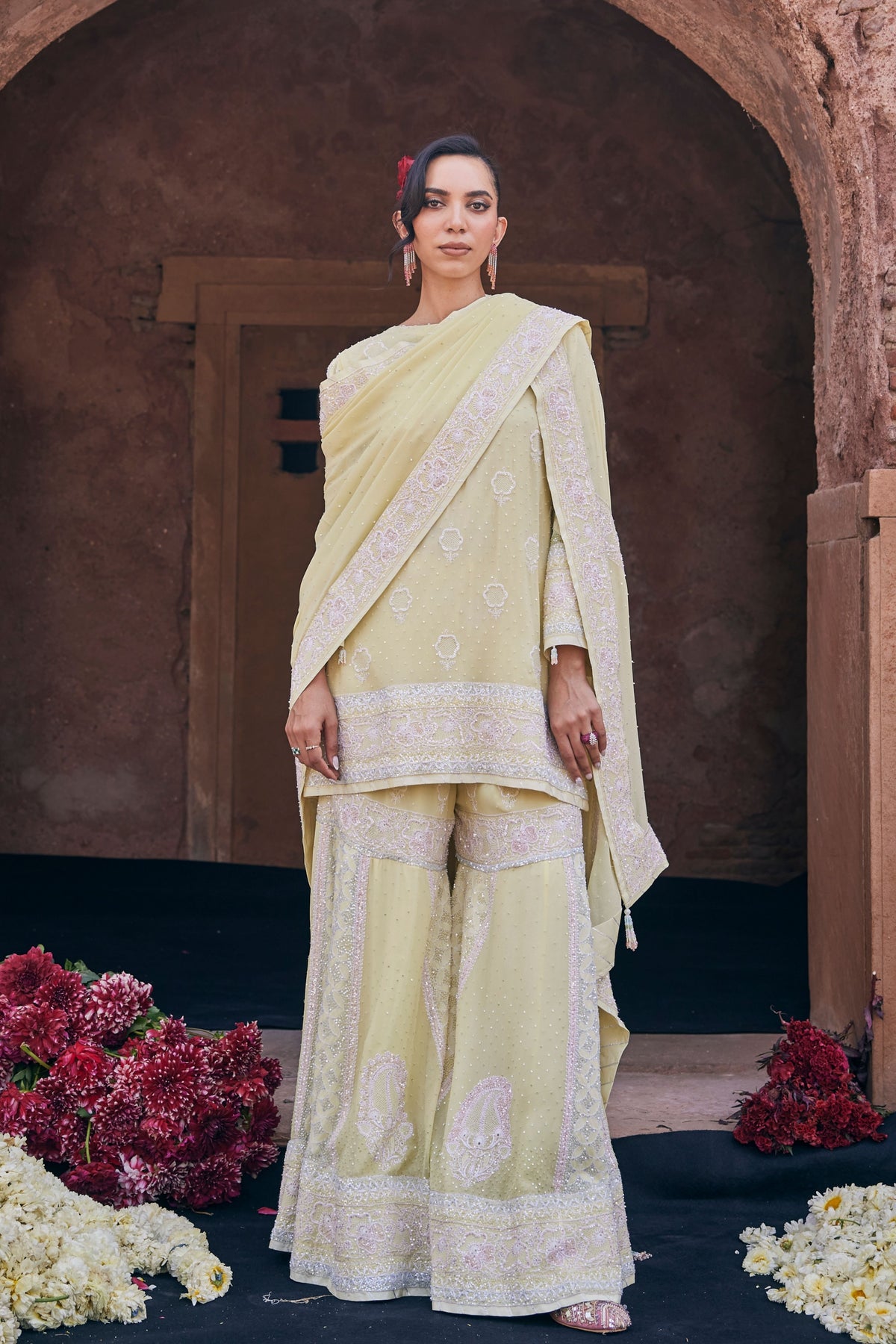 Naira Sharara Set