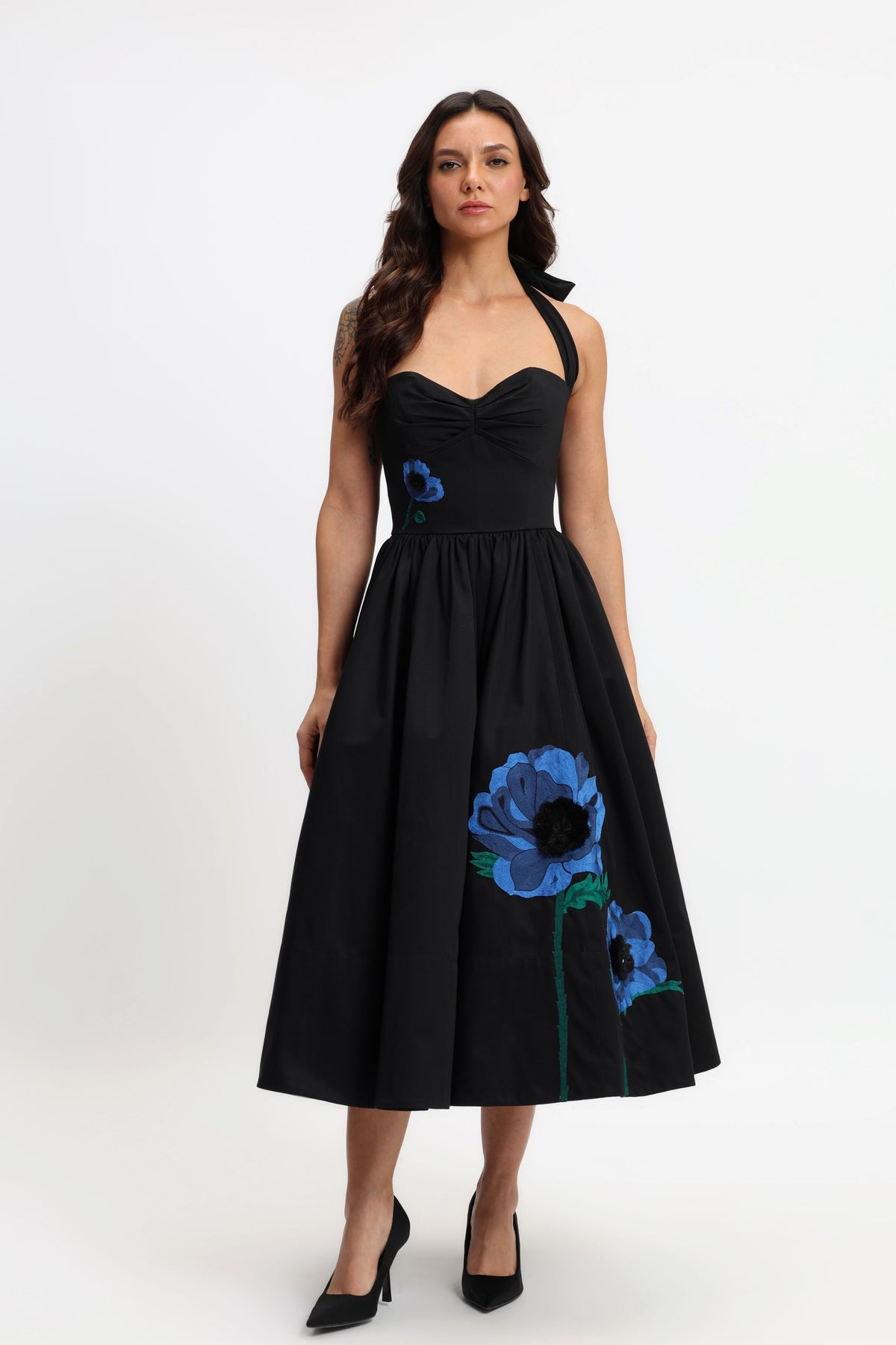 Sweetheart Midi With Halter Straps
