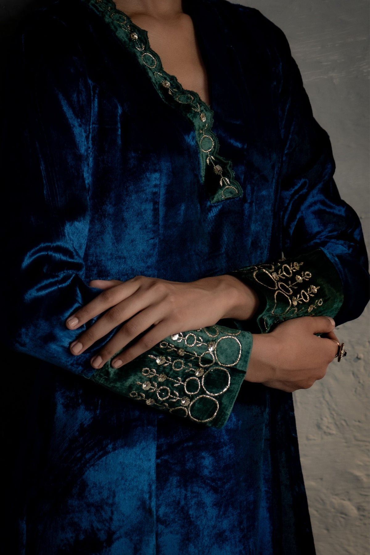 Maaya Blue V neck kurta Set