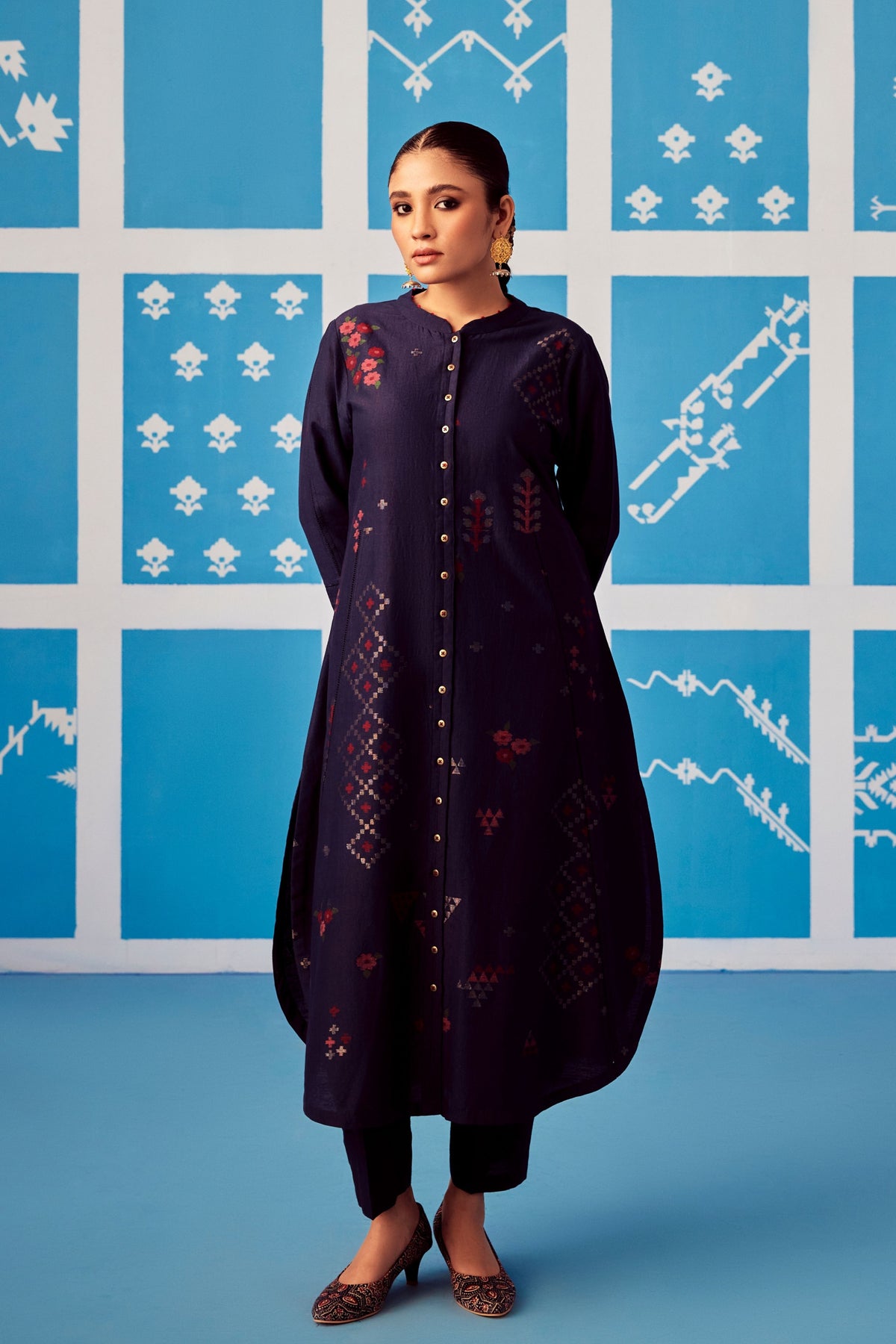 Ajooni Kurta Set