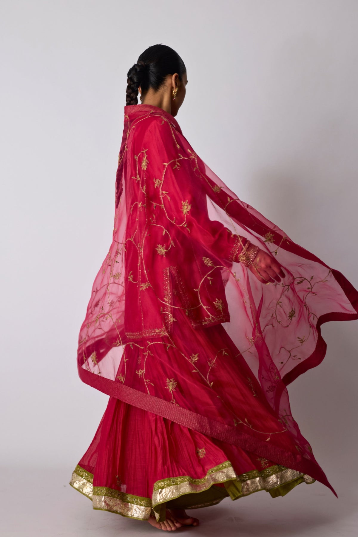 Namita Sharara Set