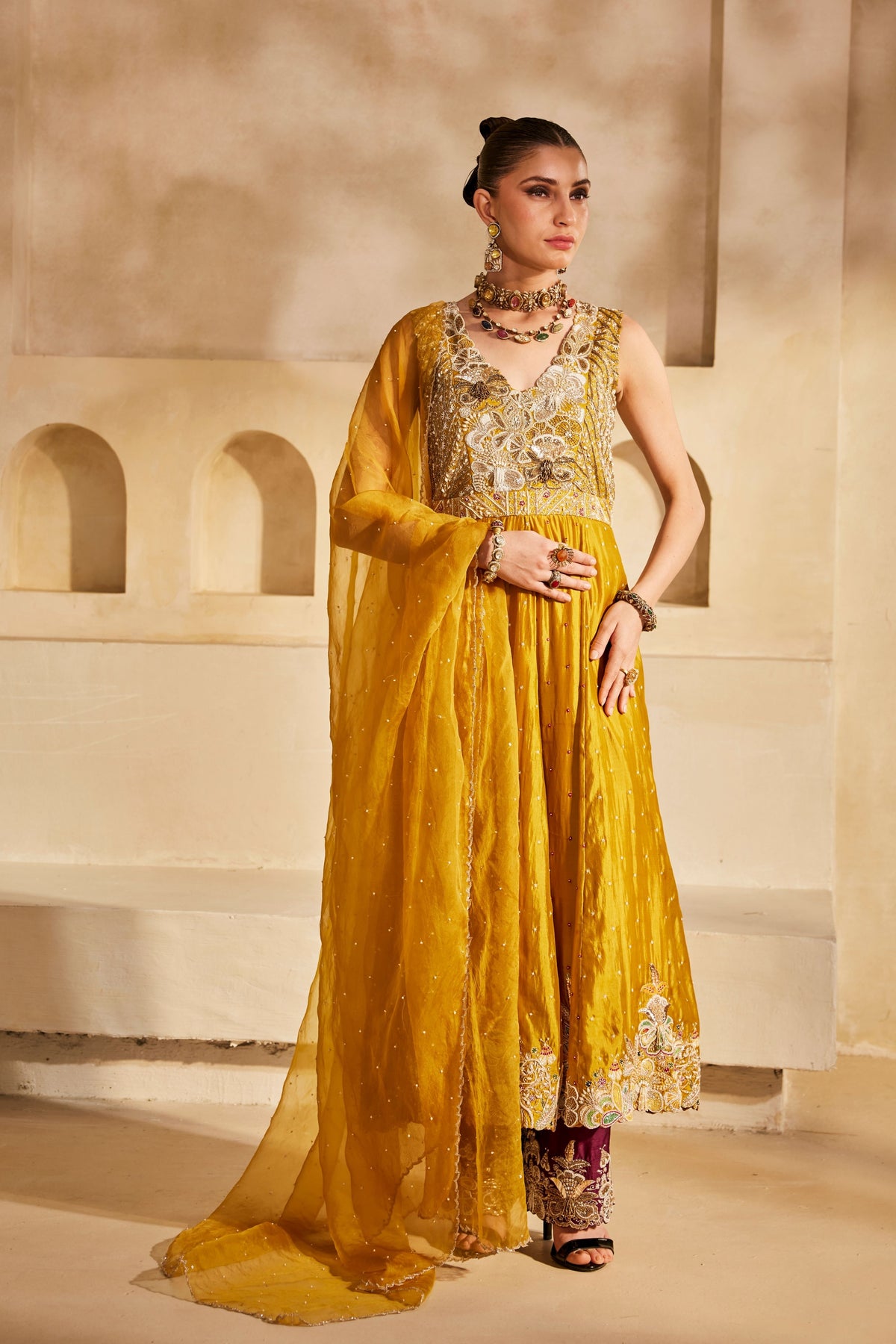 Sunehri Anarkali Set