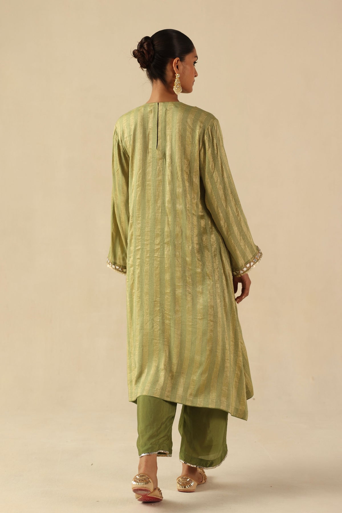 Naksh Kurta Set