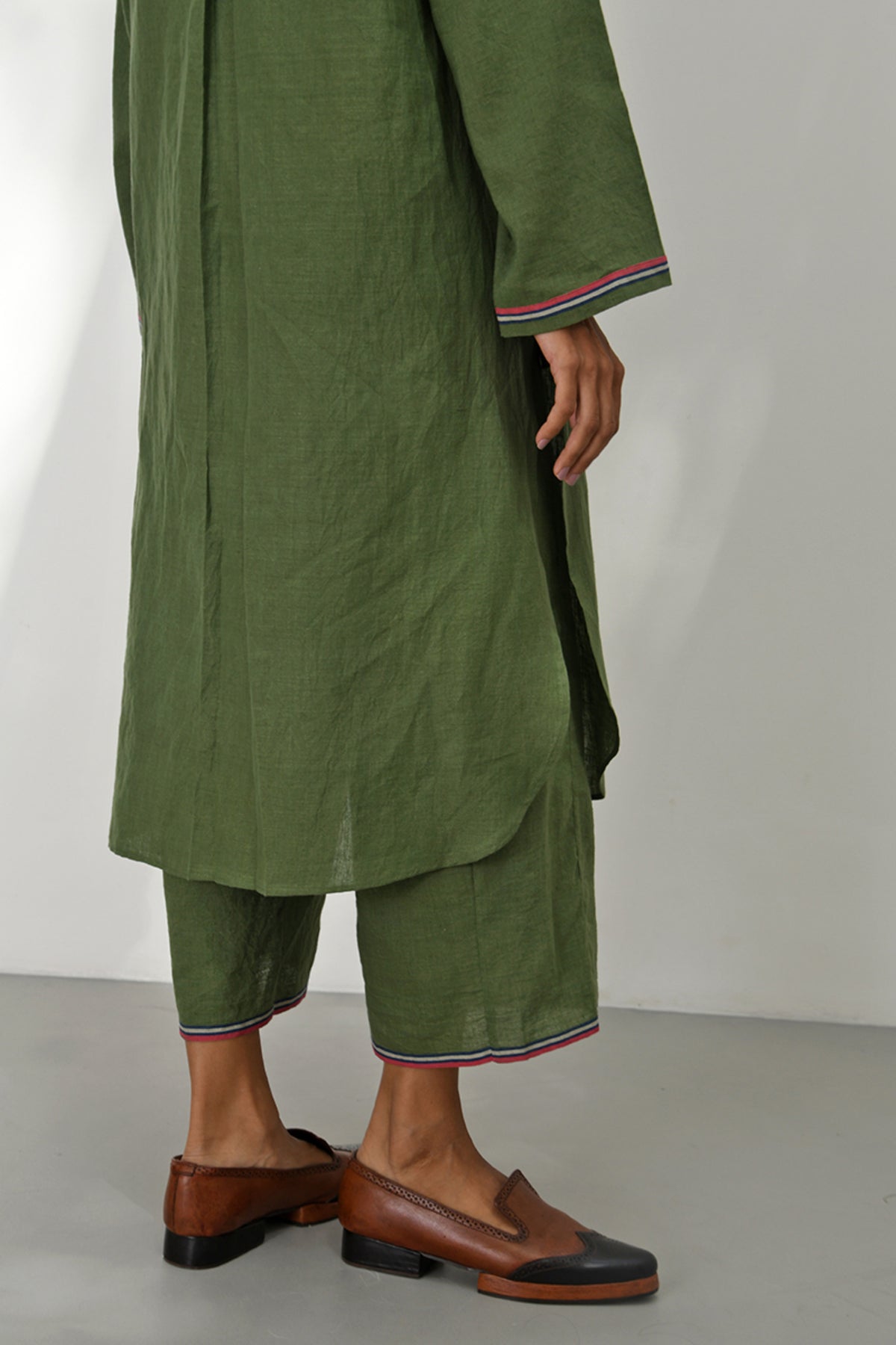 Gubbio Handloom Tunic Set