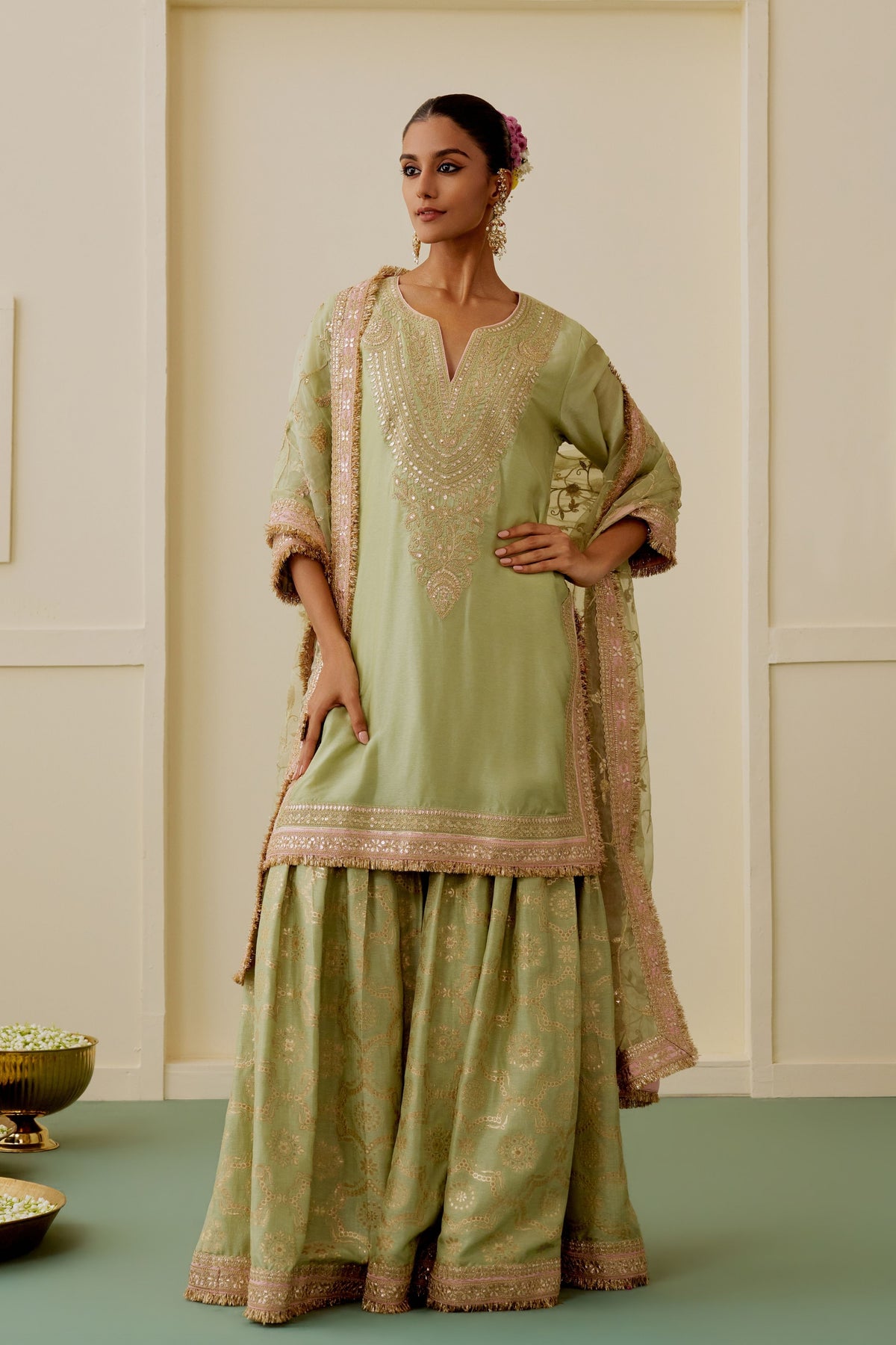 Safeena Sharara Set