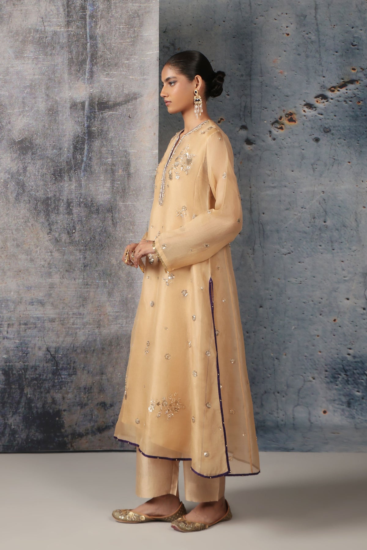 Ivory Phool Kurta Set
