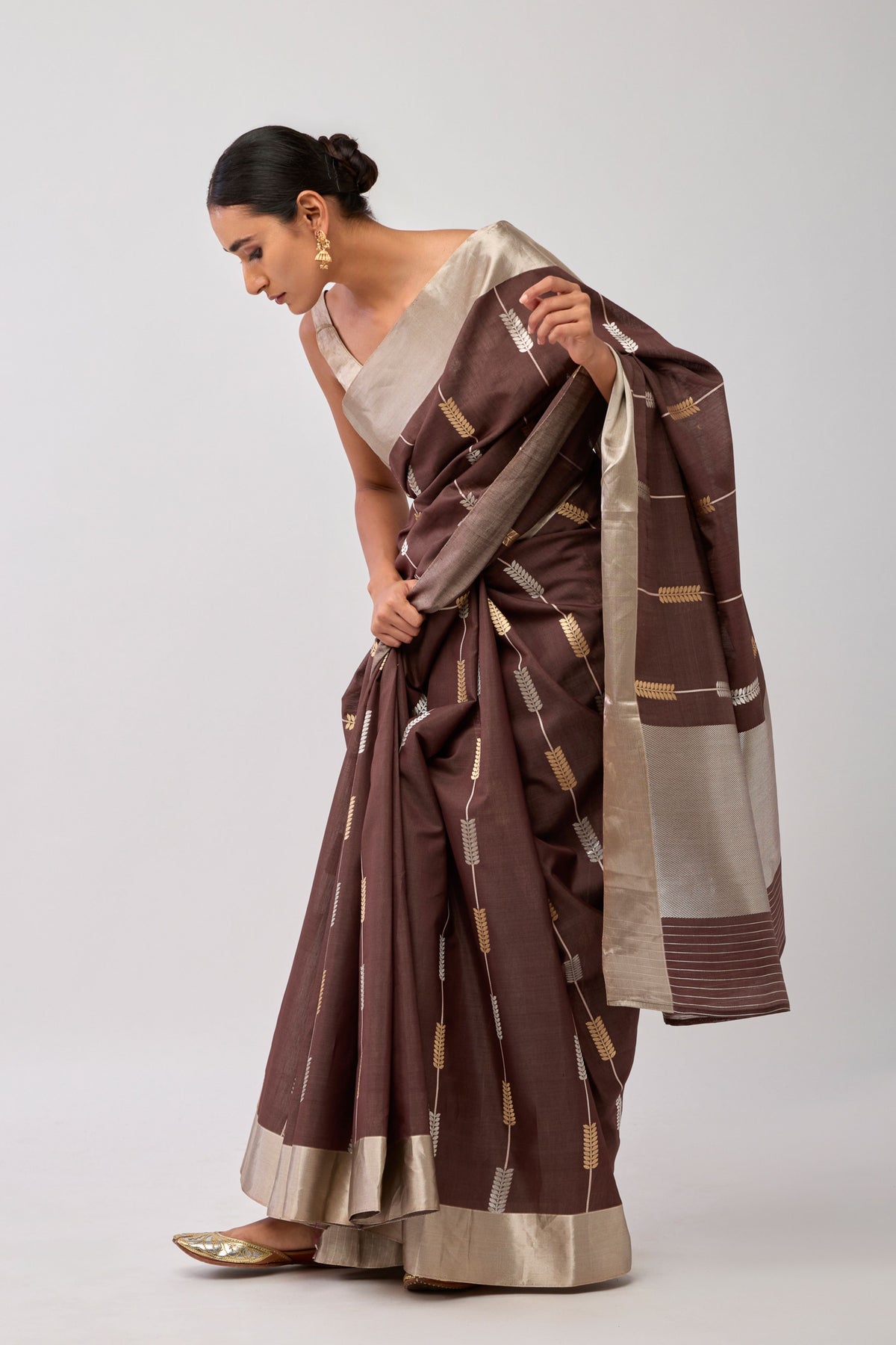 Shweta Brown Sarees