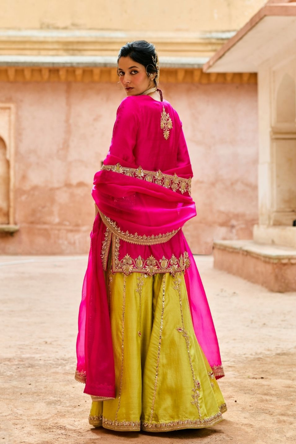 Heer Sharara Set