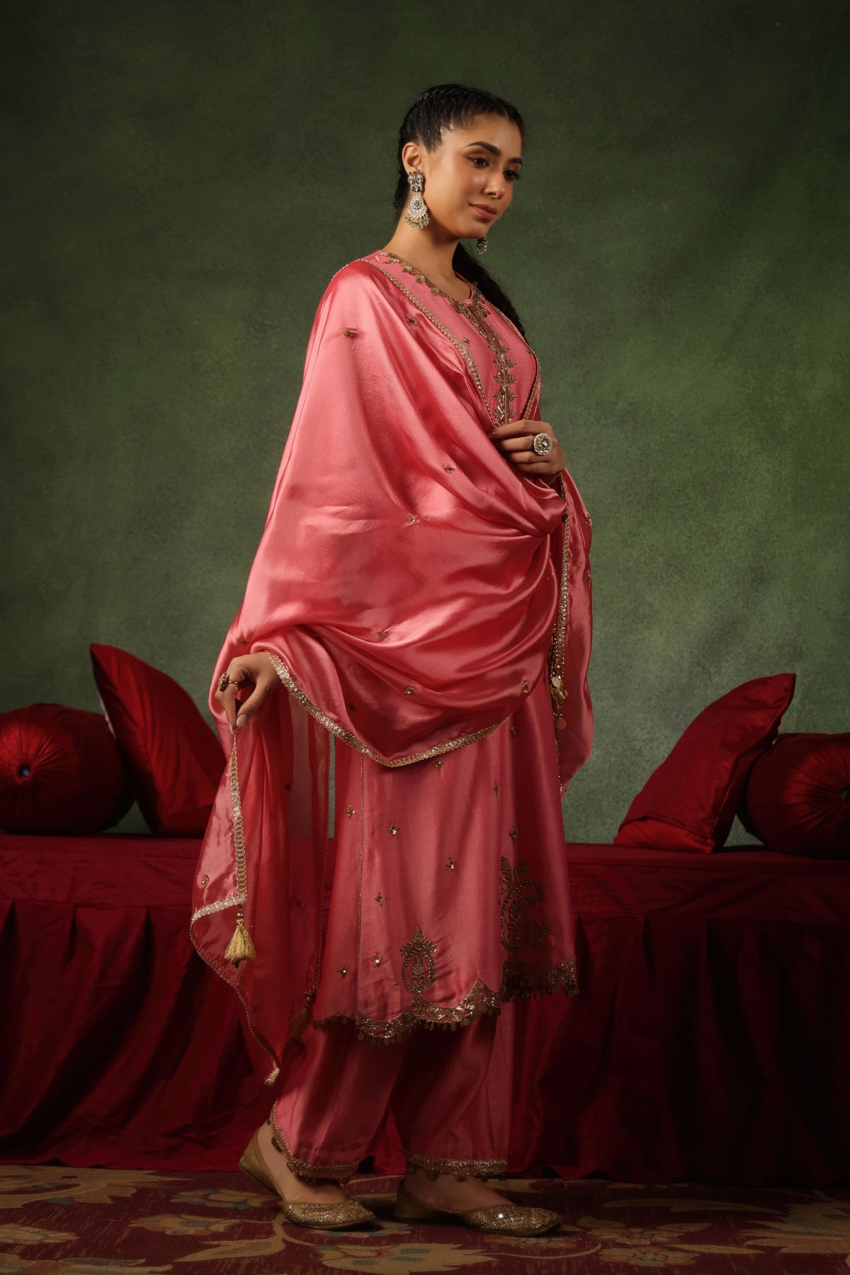 Pink Ambi Buta Kurta Set