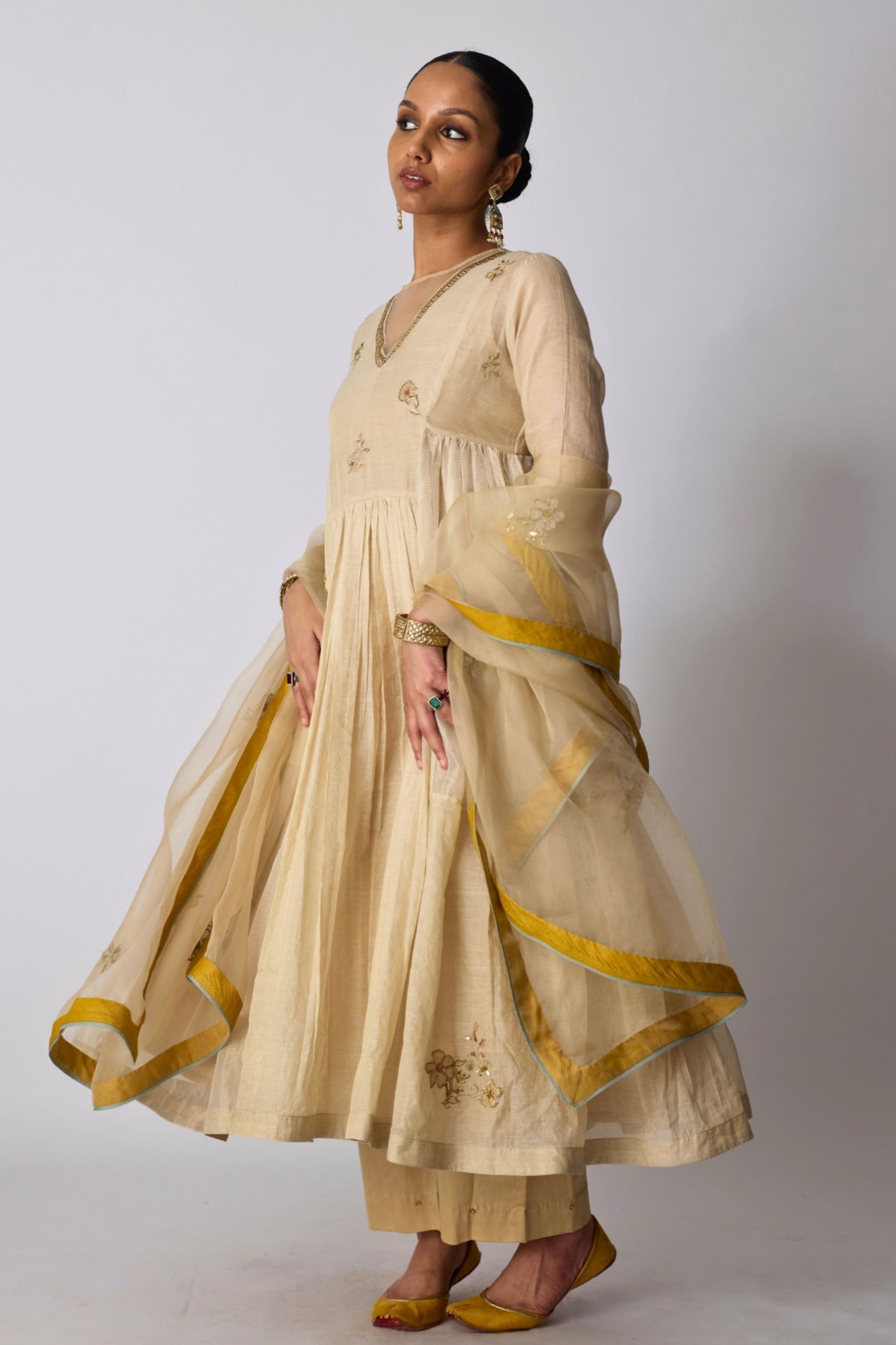 Devika Kurta Set
