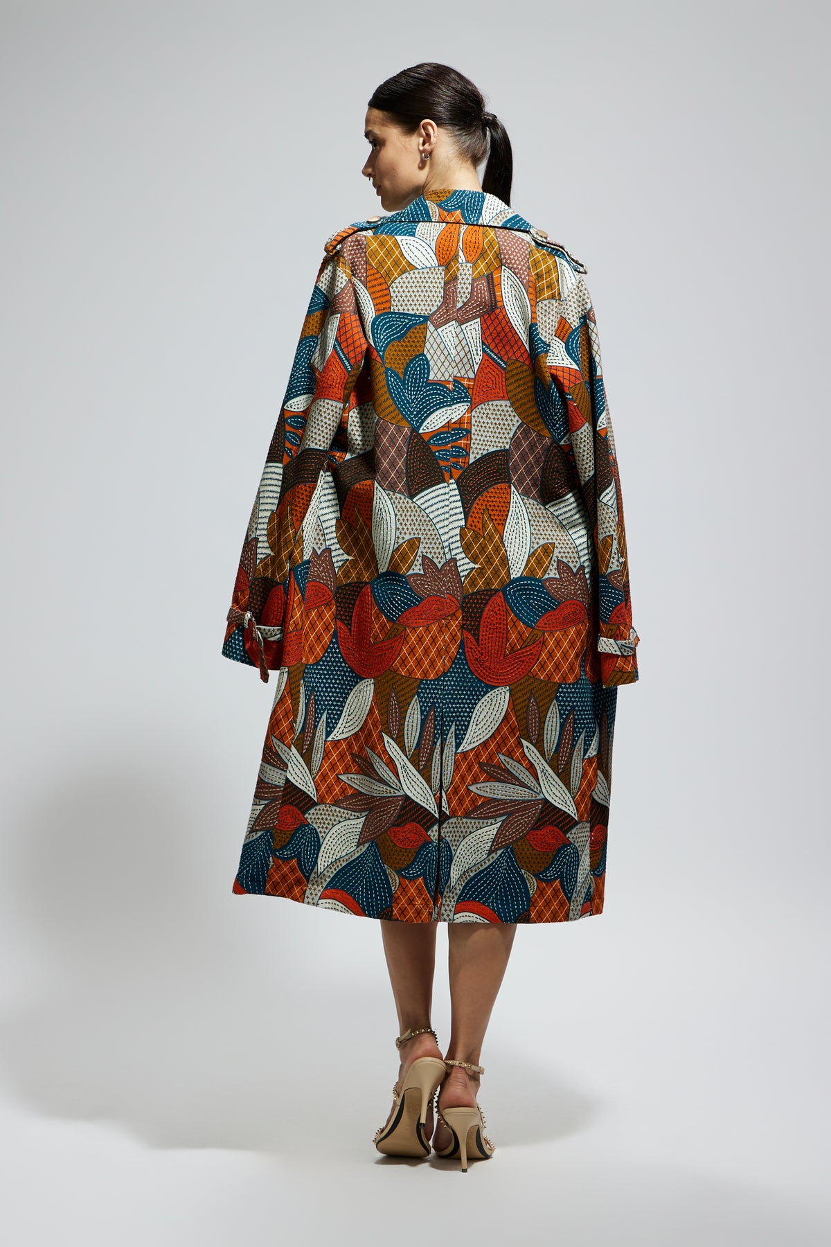 Abstract Trench Caot