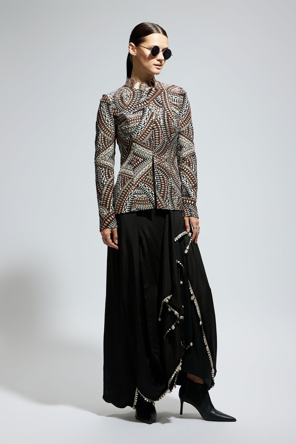 Zentangle Embellished Jacket With Skirt