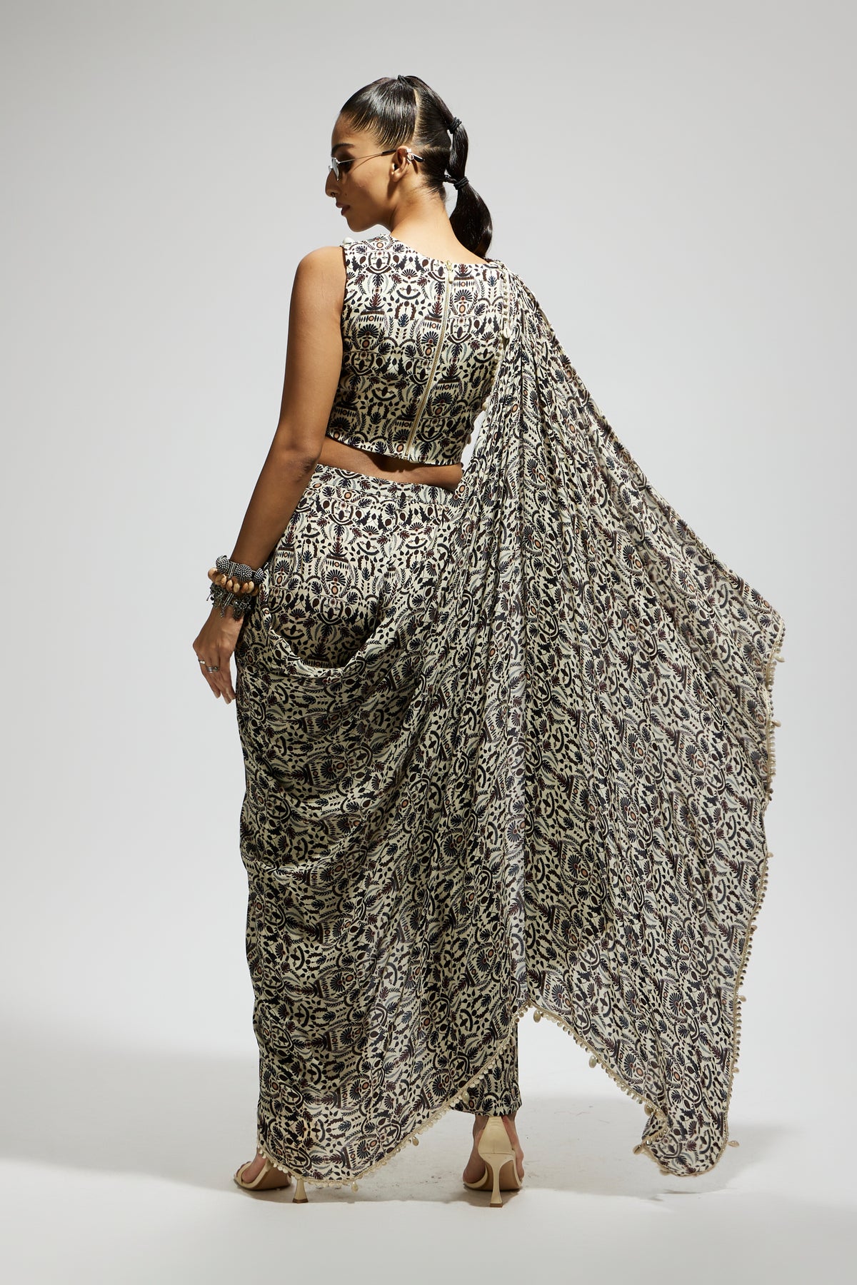 Jaal Print Crop Top With Pants