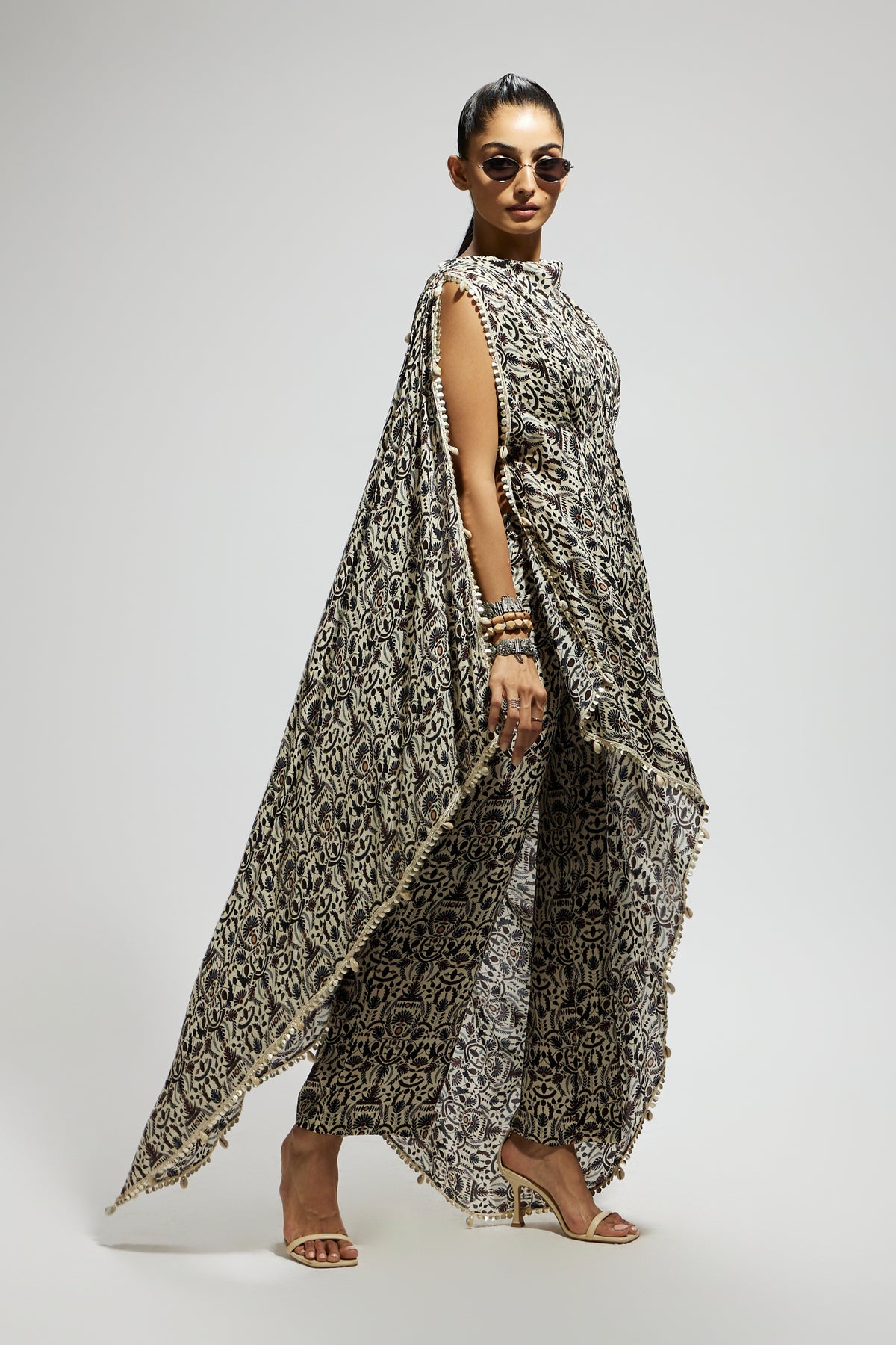 Jaal Print Crop Top With Pants
