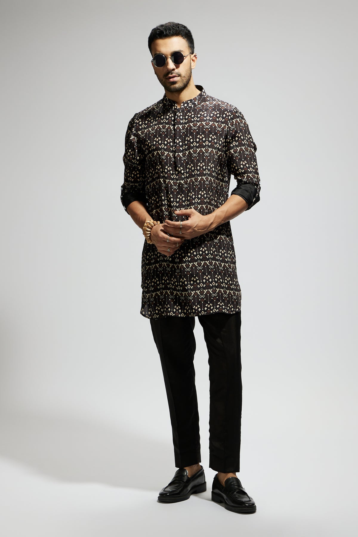 Black Geo Print Rolled up Sleeves Kurta