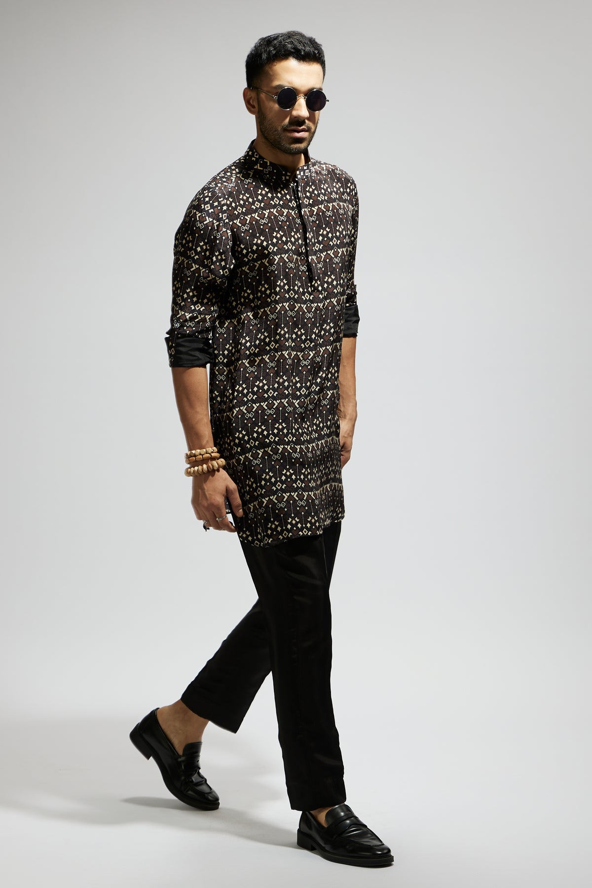 Black Geo Print Rolled up Sleeves Kurta