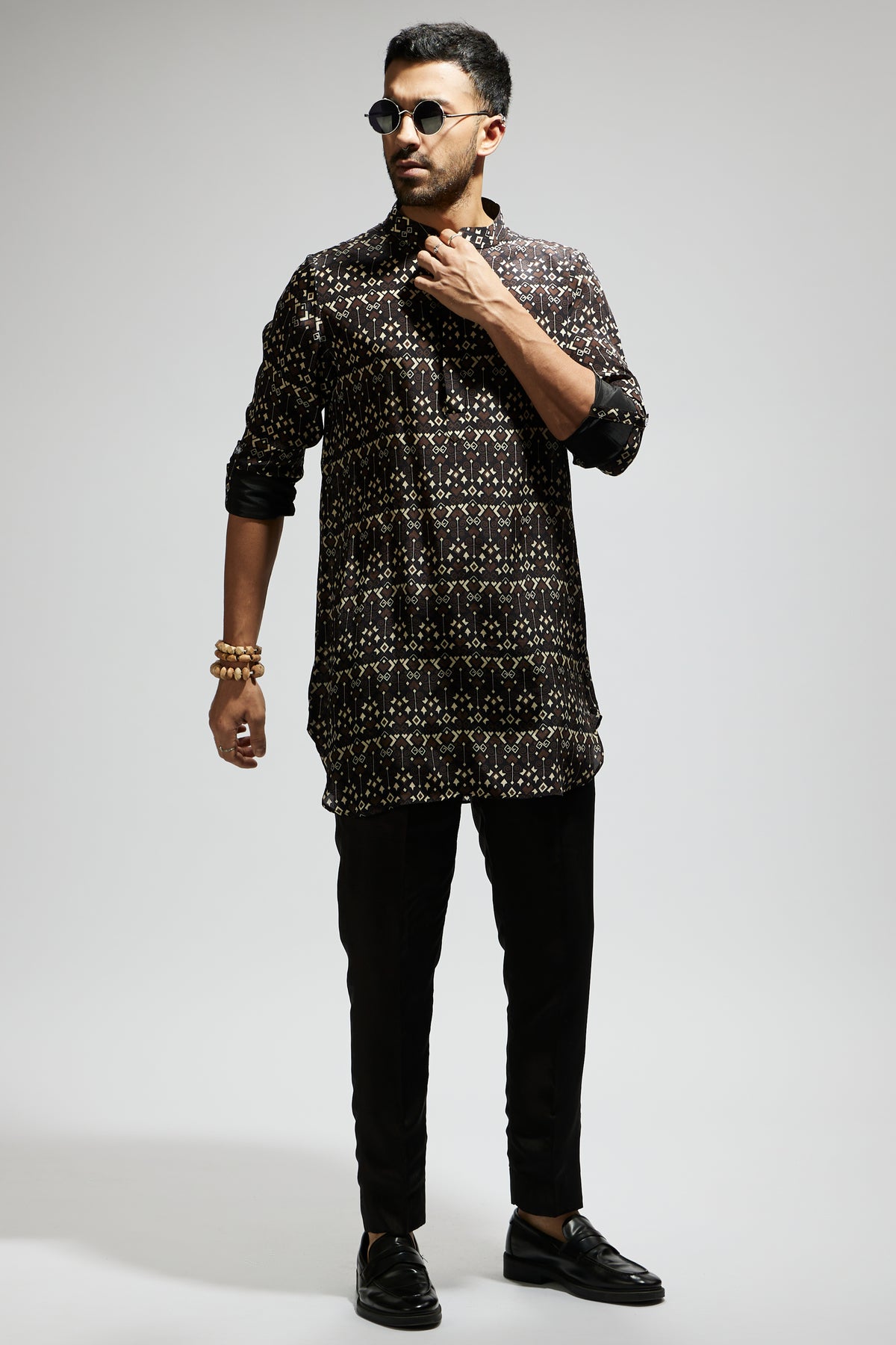 Black Geo Print Rolled up Sleeves Kurta