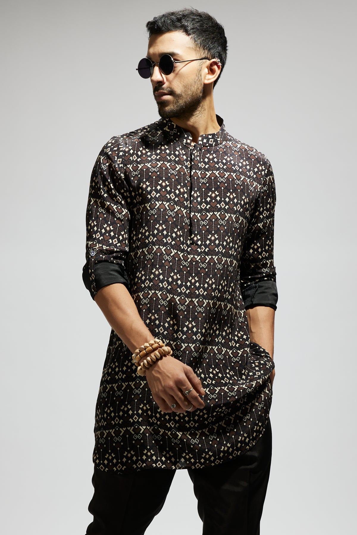 Black Geo Print Rolled up Sleeves Kurta