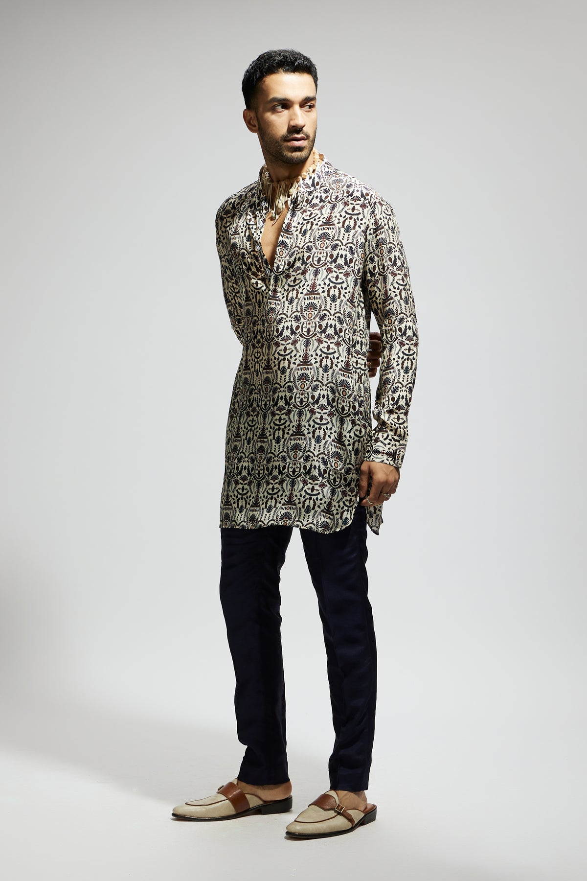 White Leaf Jaal Printed Kurta