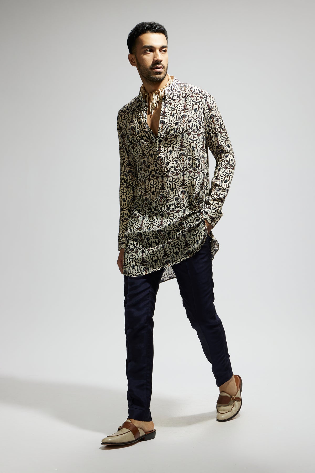 White Leaf Jaal Printed Kurta