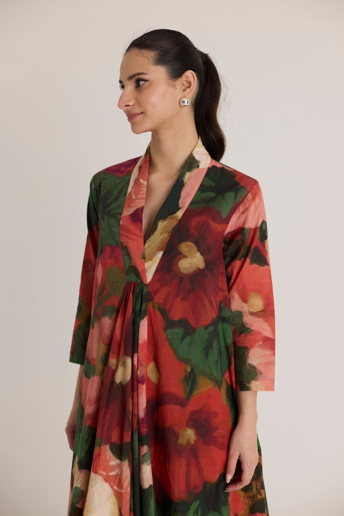 Scarlett  V-neck Kurta Set