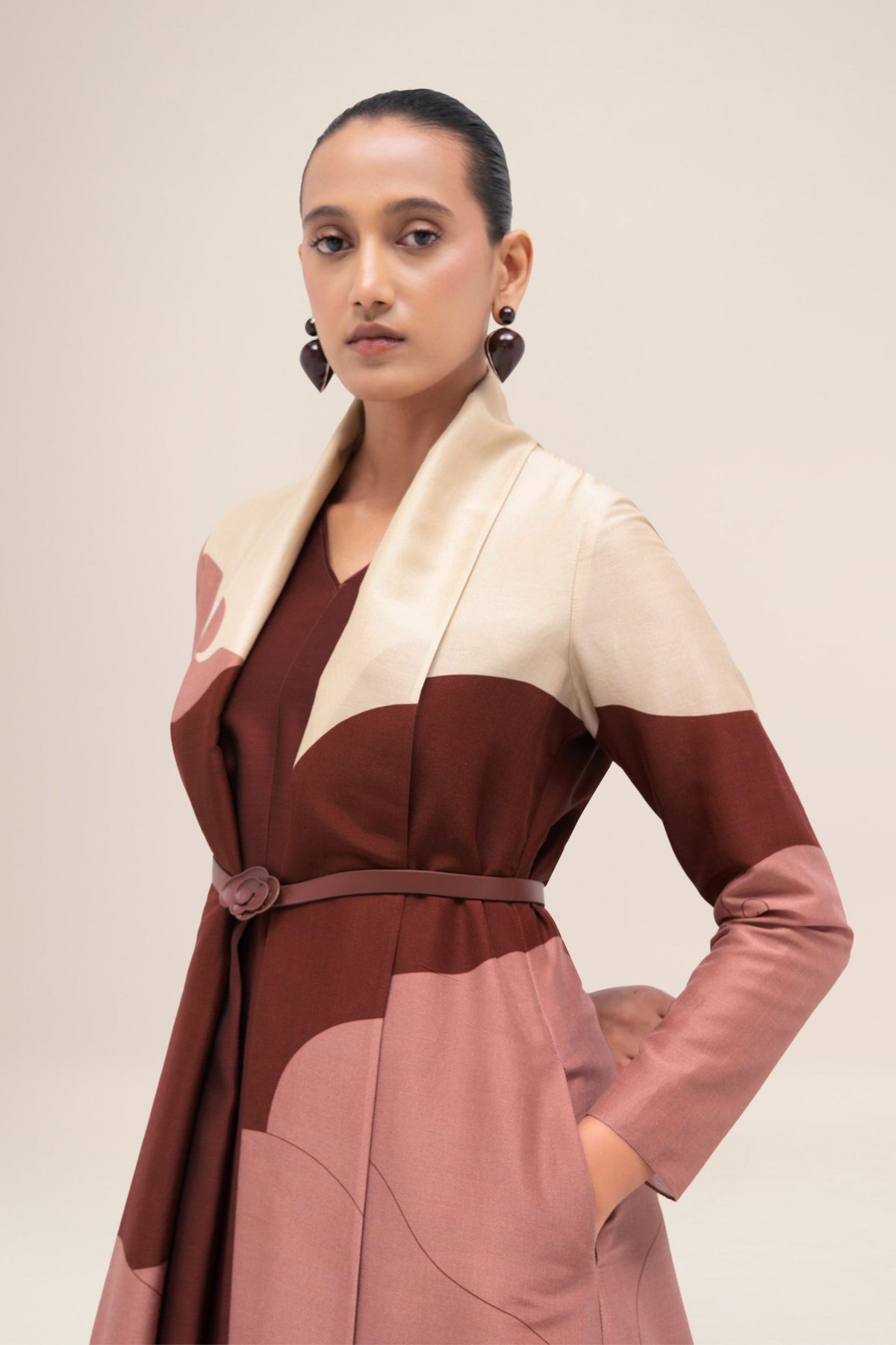 Ghubar Brick Abaya Set
