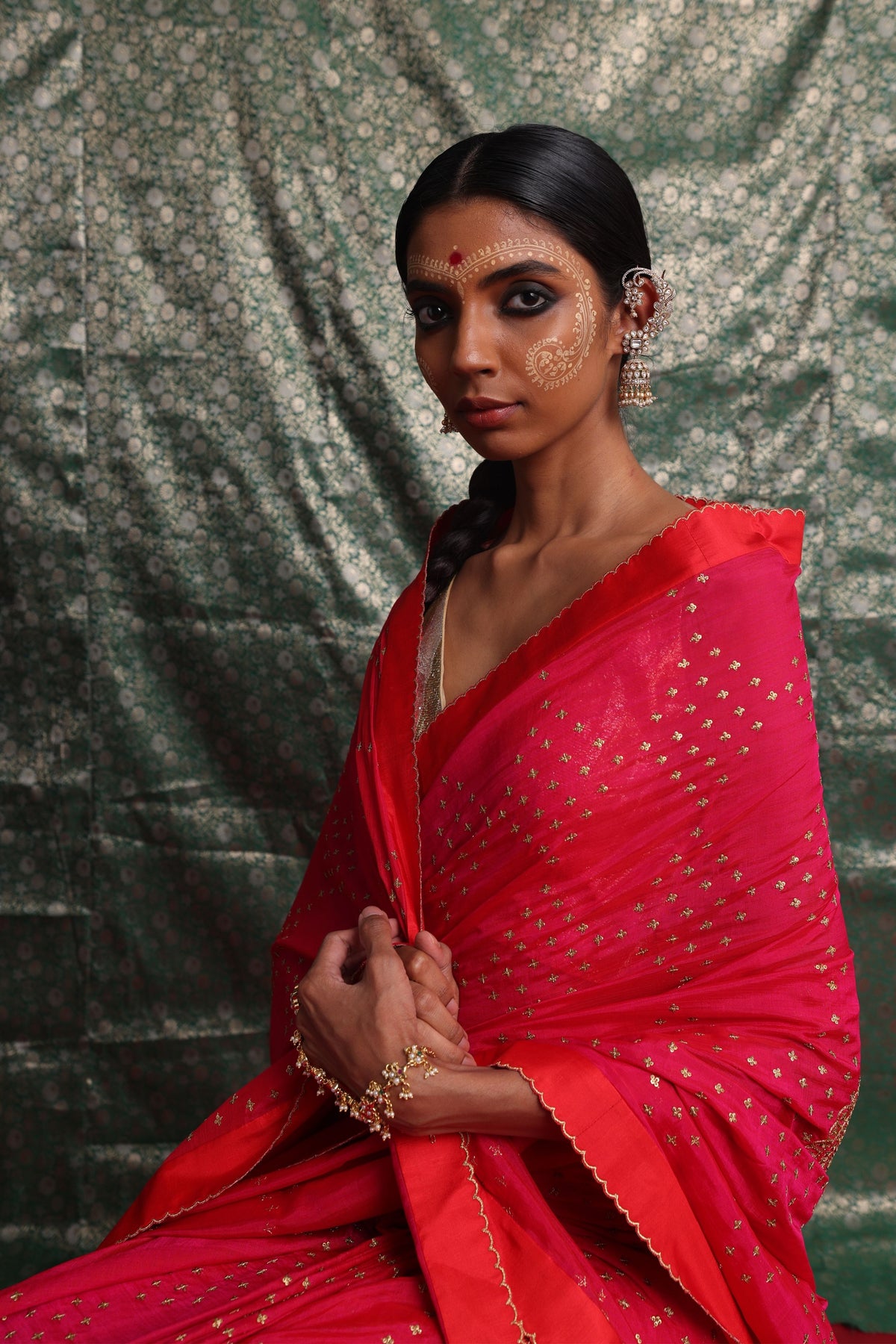 Gulabi Taara Saree Set